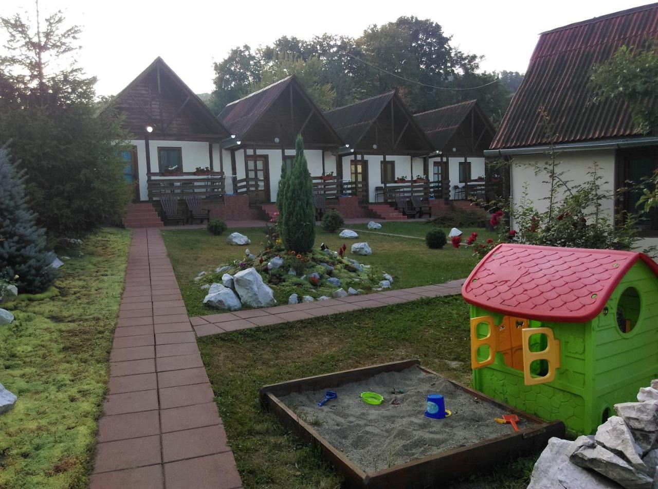 Vila Paula & Spa Совата Екстериор снимка